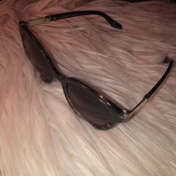 Black patterned sunglasses - Picture 4 of 5